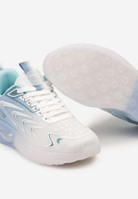 Born2be - Białe Płaskie Buty Sportowe Sneakersy ze Sznurowaniem Ozdobione Cieniowaniem Risare. Okazja: na co dzień. Kolor: biały. Materiał: dresówka. Szerokość cholewki: normalna. Wzór: aplikacja #3
