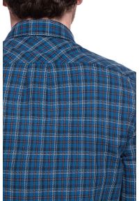 Lee - KOSZULA LEE BUTTON DOWN WASHED BLUE L880RMLR. Typ kołnierza: button down. Kolor: niebieski #6