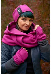 Hultaj Polski - Czapka Hultajka Fuksja. Kolor: różowy. Materiał: tkanina, dzianina, dresówka, bawełna, elastan. Sezon: zima, jesień. Styl: klasyczny, elegancki