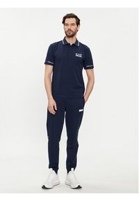 EA7 Emporio Armani Polo 3DPF19 PJ04Z 1554 Granatowy Regular Fit. Typ kołnierza: polo. Kolor: niebieski. Materiał: bawełna