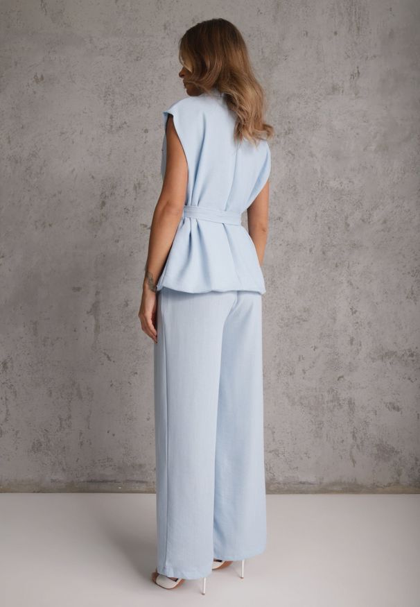 Renee - Niebieski Wiskozowy Komplet Garniturowy Spodnie Wide Leg i Kamizelka z Paskiem Elyenryl. Kolor: niebieski. Materiał: wiskoza
