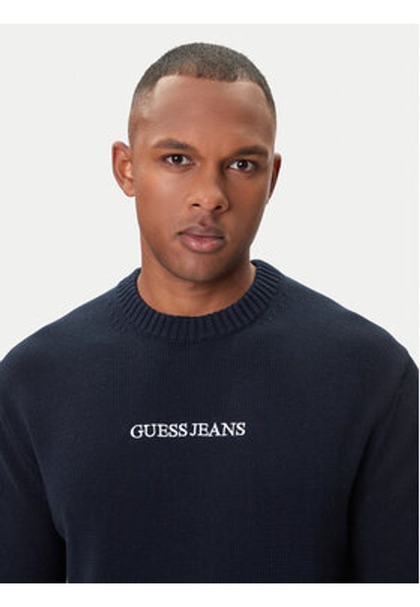 Guess Jeans Sweter M4BR31 Z3HM1 Granatowy Regular Fit. Kolor: niebieski. Materiał: bawełna