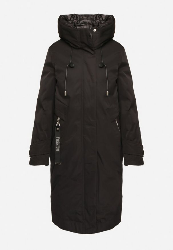 Born2be - Czarna Pudełkowa Kurtka Typu Parka z Kapturem i Kieszeniami Kaithraea. Okazja: na spacer. Typ kołnierza: kaptur. Kolor: czarny. Materiał: wełna, jeans, skóra. Sezon: zima. Styl: klasyczny, elegancki