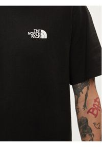 The North Face T-Shirt Simple Dome NF0A87NG Czarny Regular Fit. Kolor: czarny. Materiał: bawełna