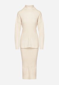 Born2be - Jasnobeżowy Komplet Dzianinowy z Wełną Sweter z Golfem i Ołówkowa Spódnica Falovira. Kolor: beżowy. Materiał: dzianina, wełna. Sport: golf #4