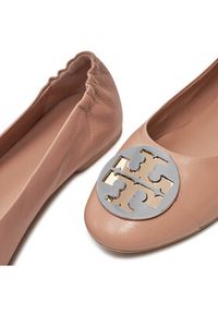 Tory Burch Baleriny Claire 156309 Beżowy. Kolor: beżowy. Materiał: skóra