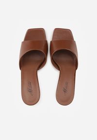 Born2be - Brązowe Klapki na Szpilce z Kwadratowym Noskiem Mellota. Okazja: na co dzień. Kolor: brązowy. Obcas: na szpilce. Styl: casual, elegancki #5