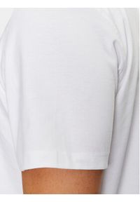 Wrangler T-Shirt 112341133 Biały Regular Fit. Kolor: biały. Materiał: bawełna #5