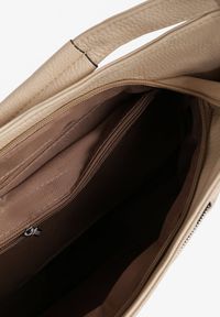 Born2be - Jasnobeżowa Torebka Typu Shopper Ozdobiona Frędzlami Felluria. Kolor: beżowy. Wzór: aplikacja. Dodatki: z frędzlami. Styl: biznesowy, klasyczny, elegancki, casual #3