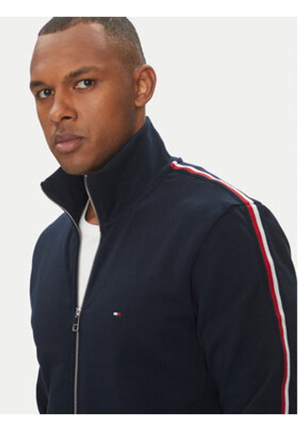 TOMMY HILFIGER - Tommy Hilfiger Bluza Global Stripe MW0MW38686 Granatowy Regular Fit. Kolor: niebieski. Materiał: bawełna