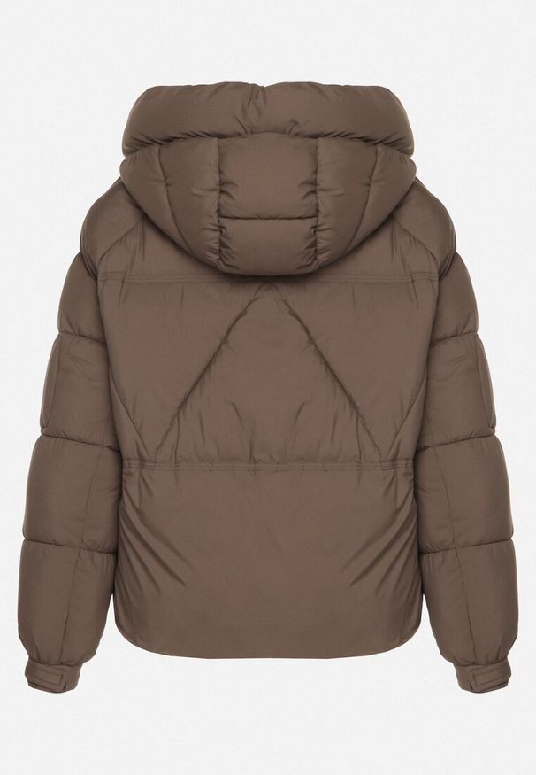 Born2be - Ciemnozielona Pikowana Kurtka Puffer z Kapturem i Kieszonką przy Rękawie Galieana. Okazja: na spacer. Typ kołnierza: kaptur. Kolor: zielony. Materiał: jeans, dzianina. Styl: sportowy, elegancki