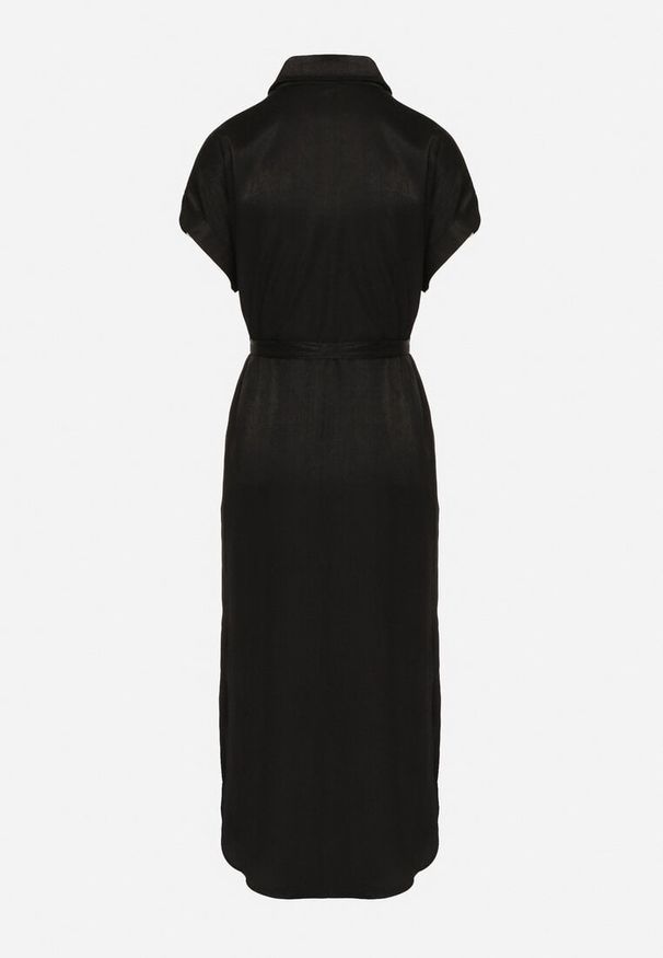 Born2be - Czarna Sukienka Koszulowa Zapinana na Guziki z Rozcięciem Wiązana Materiałowym Paskiem Nestari. Typ kołnierza: dekolt w kształcie V. Kolor: czarny. Materiał: materiał. Długość rękawa: krótki rękaw. Typ sukienki: koszulowe. Styl: elegancki