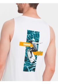 Ombre Clothing - Bawełniany męski tank top z nadrukiem Summer Vibe – biały V2 - Rozmiar: L. Okazja: na plażę, na co dzień. Kolor: biały. Materiał: bawełna. Długość rękawa: bez rękawów. Wzór: nadruk. Sezon: lato. Styl: wakacyjny, sportowy, casual, elegancki #9
