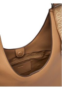Calvin Klein Torebka Webbing Adj Strap Large Shoulder LV04F3643G Beżowy. Kolor: beżowy. Materiał: skórzane #5