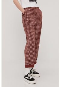 Vans Spodnie damskie kolor brązowy proste high waist. Okazja: na co dzień. Stan: podwyższony. Kolor: czerwony. Styl: casual
