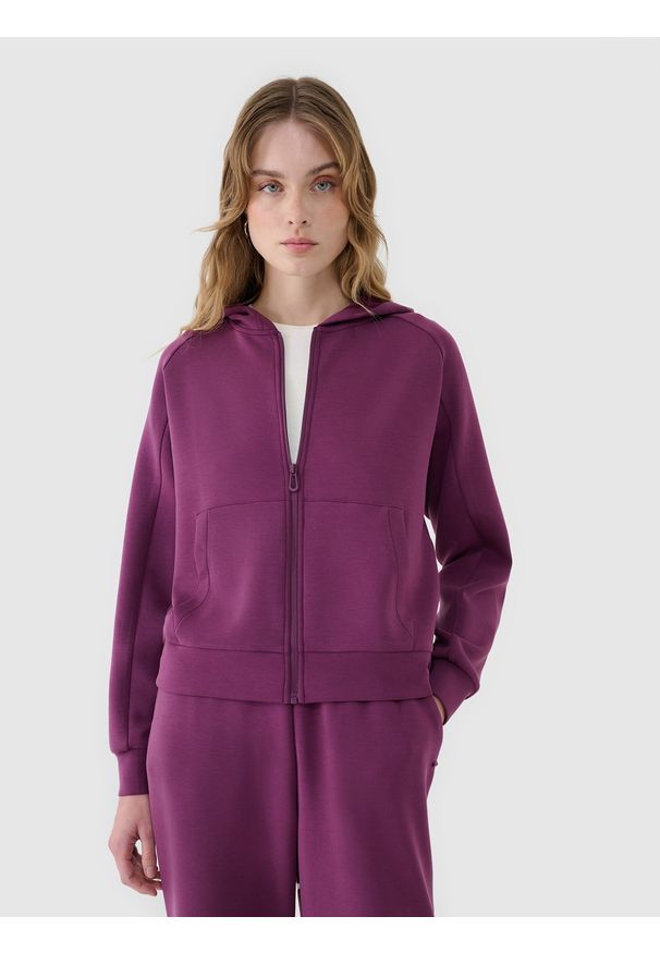 4f - 4F Bluza dresowa rozpinana z modalem damska - fioletowa XXL. Okazja: na co dzień. Typ kołnierza: kaptur. Kolor: fioletowy. Materiał: dresówka. Długość rękawa: raglanowy rękaw. Wzór: gładki, ze splotem. Styl: sportowy, casual. Sport: fitness