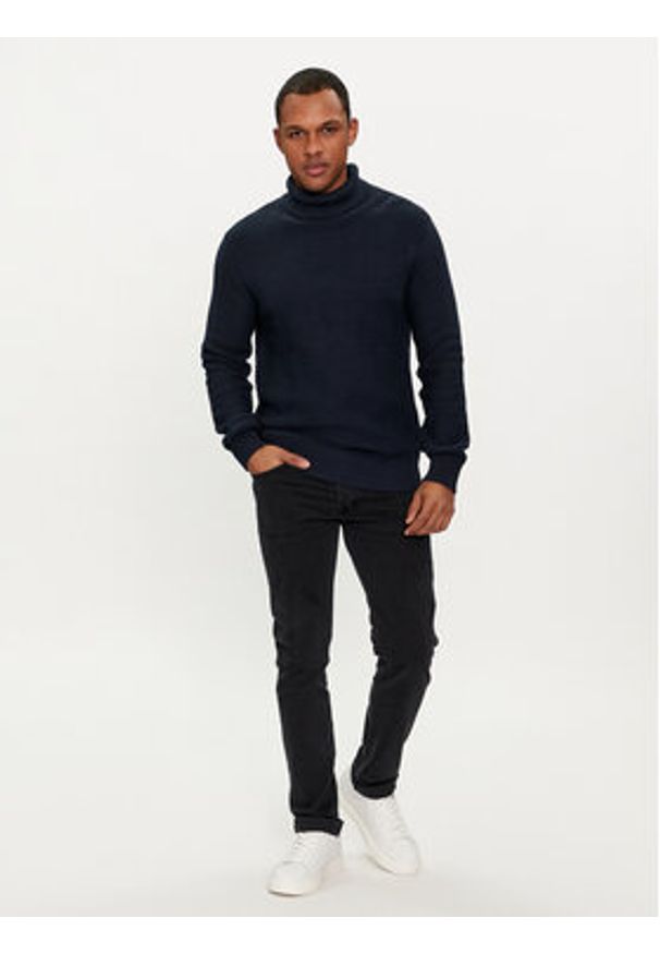 Selected Homme Golf 16091739 Granatowy Regular Fit. Typ kołnierza: golf. Kolor: niebieski. Materiał: bawełna