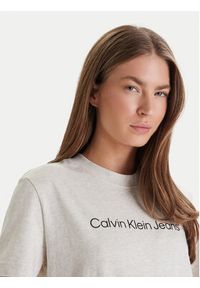Calvin Klein Jeans T-Shirt LV047C912G Beżowy Regular Fit. Kolor: beżowy. Materiał: bawełna #5