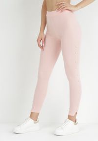 Born2be - Różowe Legginsy z Gumką w Pasie i Perełkami na Nogawkach Bomni. Kolor: różowy. Długość: długie. Wzór: aplikacja. Styl: sportowy #1