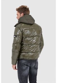 Invicta - INVICTA Zielona męska błyszcząca kurtka puchowa z kapturem, Rozmiar L. Typ kołnierza: kaptur. Kolor: zielony. Materiał: puch #3
