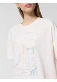 outhorn - T-shirt oversize z nadrukiem damski - złamana biel. Materiał: bawełna, materiał, dzianina. Wzór: nadruk. Sezon: lato. Styl: wakacyjny #5