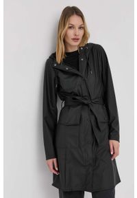 Rains kurtka 18130 Curve Jacket damska kolor czarny przejściowa. Okazja: na co dzień. Kolor: czarny. Materiał: materiał. Styl: casual