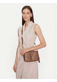 MICHAEL Michael Kors Torebka Crossbodies 32F7GGNM8L Brązowy. Kolor: brązowy. Materiał: skórzane