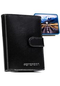 Pionowy portfel męski ze skóry naturalnej w czarnym kolorze w zestawie z brelokiem - Peterson. Kolor: czarny. Materiał: skóra #1