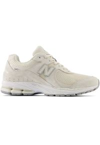 Buty unisex New Balance M2002WC – beżowe. Kolor: beżowy. Materiał: guma, skóra. Szerokość cholewki: normalna #1