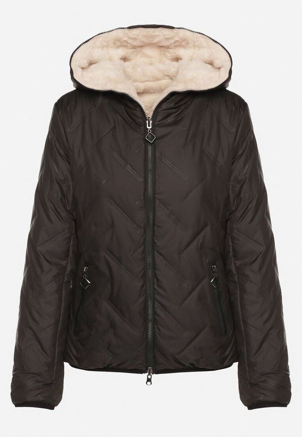 Born2be - Czarno-Beżowa Pikowana Kurtka z Kapturem o Dwustronnym Kroju Tahalia. Okazja: na spacer. Typ kołnierza: kaptur. Kolor: czarny. Materiał: poliester, wełna, futro, dzianina, jeans