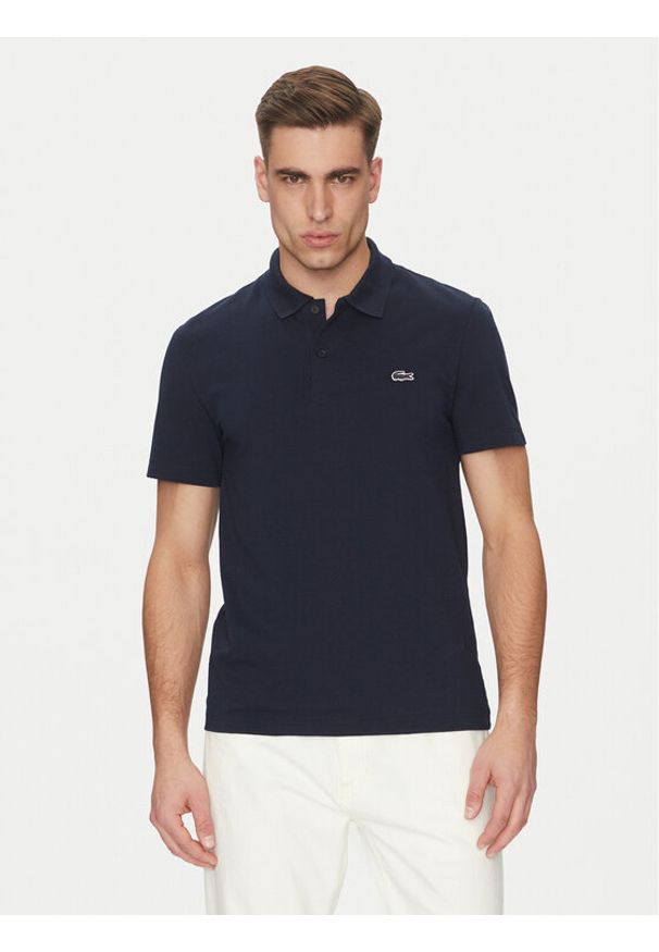 Lacoste Polo DH5522 Granatowy Regular Fit. Typ kołnierza: polo. Kolor: niebieski. Materiał: bawełna, syntetyk