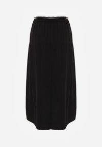 Born2be - Czarna Wiskozowa Spódnica o Rozkloszowanym Kroju z Plisami i Paskiem Rolea. Okazja: na co dzień. Kolor: czarny. Materiał: wiskoza. Styl: casual, elegancki, klasyczny #4