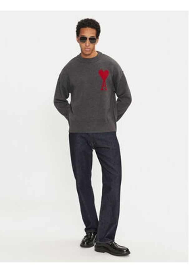 AMI PARIS Sweter BFUKS006.018 Szary Regular Fit. Kolor: szary. Materiał: wełna