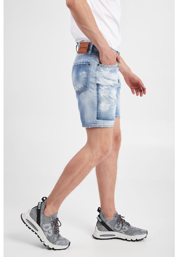 Spodenki jeansowe DSQUARED2. Materiał: jeans
