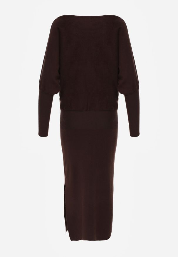 Born2be - Brązowa Dzianinowa Sukienka z Wiskozą o Nietoperzowym Kroju z Dekoltem w Łódkę Tisan. Okazja: na co dzień, na spotkanie biznesowe. Typ kołnierza: dekolt w łódkę. Kolor: brązowy. Materiał: dzianina, wiskoza. Styl: casual, biznesowy