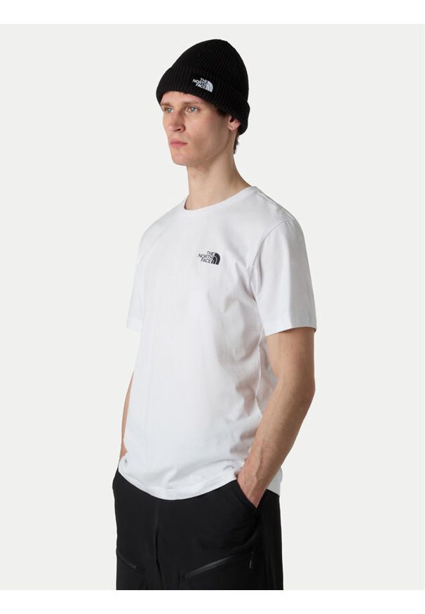The North Face T-Shirt Vertical NF0A8EE7 Biały Regular Fit. Kolor: biały. Materiał: bawełna