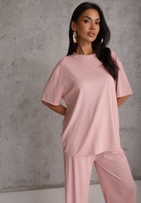 Renee - Różowy Oversizowy Komplet Zdobiony Cyrkoniami T-shirt i Spodnie Arnateia. Kolor: różowy. Wzór: aplikacja #2