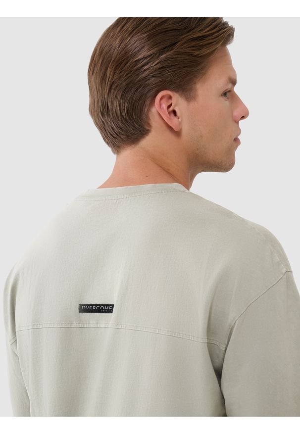 4f - 4F T-shirt oversize gładki męski - oliwkowy/khaki S. Okazja: na co dzień. Kolor: oliwkowy, brązowy, wielokolorowy. Materiał: dzianina, bawełna, jersey. Długość rękawa: krótki rękaw. Długość: krótkie. Wzór: gładki. Styl: klasyczny, sportowy, casual