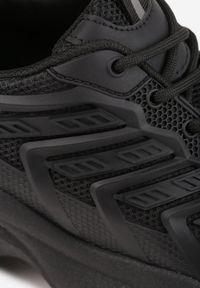 Born2be - Czarne Sneakersy na Grubej Nieregularnej Podeszwie z Przeszyciami Hatila. Kolor: czarny #9