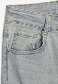 Renee - Jasnoniebieskie Szerokie Jeansy High Waist Lanosisa. Okazja: na co dzień. Stan: podwyższony. Kolor: niebieski. Styl: casual, elegancki #3