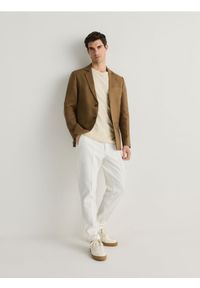 Reserved - Spodnie chino slim - złamana biel. Materiał: dzianina, bawełna