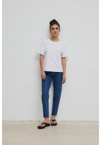 Marsala - Damski T-Shirt w kolorze BIAŁYM - CAMAS-M/L. Kolor: biały. Materiał: elastan, bawełna. Długość rękawa: krótki rękaw. Długość: krótkie