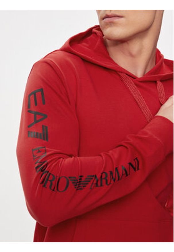 EA7 Emporio Armani Bluza 8NPM18 PJ05Z 1461 Czerwony Regular Fit. Kolor: czerwony. Materiał: bawełna