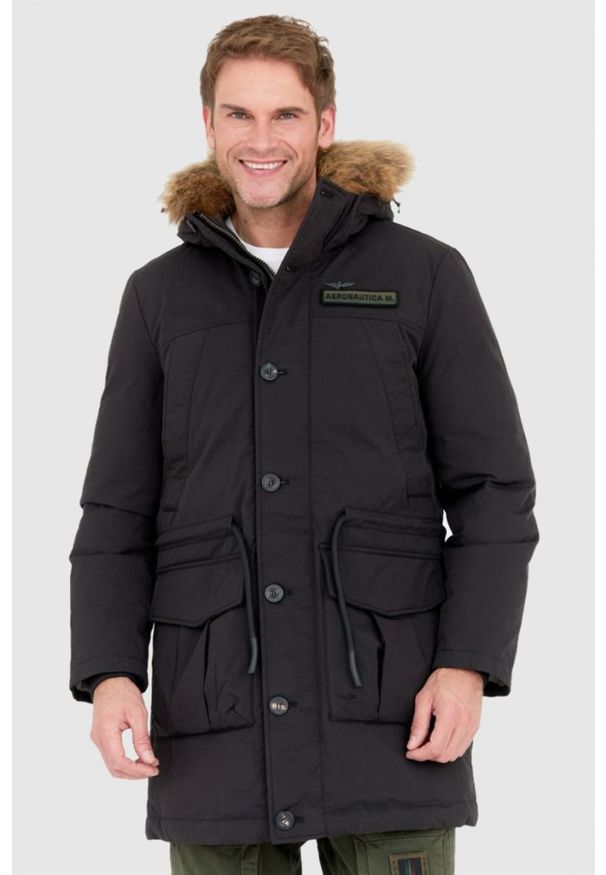 Aeronautica Militare - AERONAUTICA MILITARE Czarna parka męska z futrem jenota, Rozmiar 54. Kolor: czarny. Materiał: futro