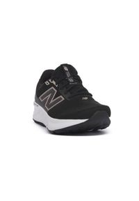 Buty do biegania damskie New Balance Lk9 W520. Kolor: czarny. Materiał: syntetyk, materiał. Szerokość cholewki: normalna