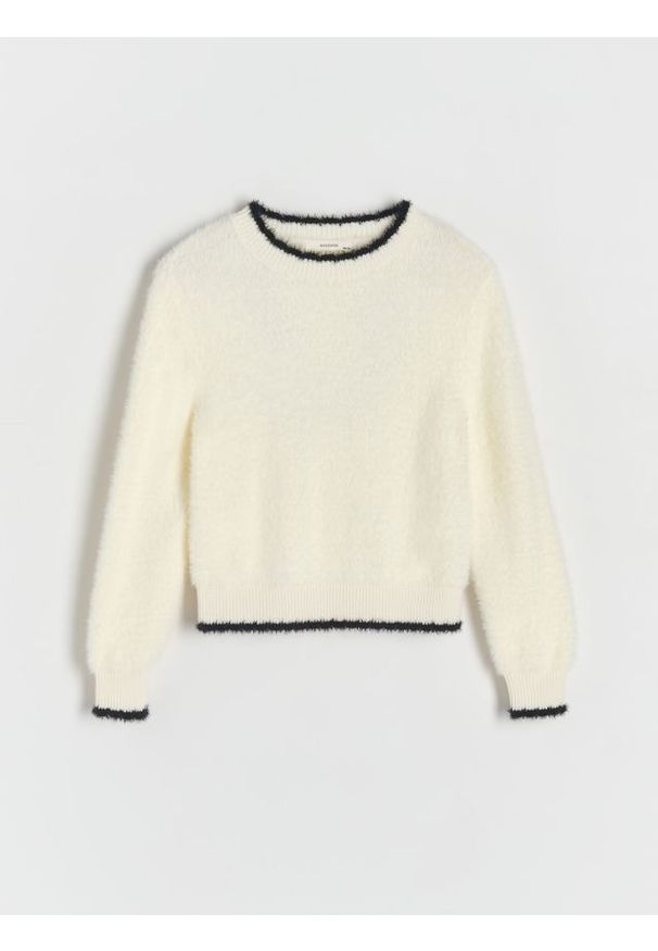 Reserved - Miękki sweter - złamana biel. Materiał: dzianina