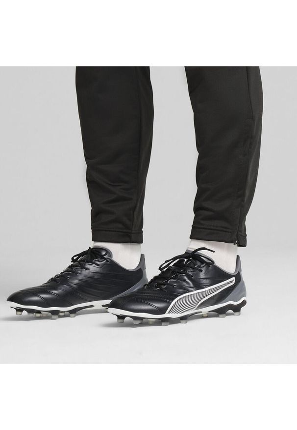 Puma - Buty piłkarskie KING Pro FG/AG PUMA Black White Cool Dark Gray. Kolor: czarny, szary, biały, wielokolorowy. Sport: piłka nożna