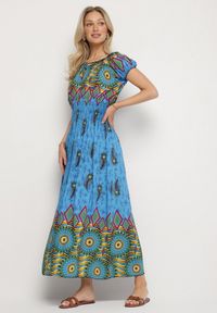 Born2be - Niebieska Bawełniana Sukienka w Etno Wzór z Gumką w Talii i Hiszpańskim Dekoltem Orose. Okazja: na co dzień. Kolor: niebieski. Materiał: bawełna. Wzór: aplikacja. Typ sukienki: proste. Styl: etno. Długość: maxi #6
