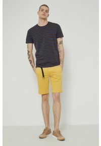 medicine - Medicine szorty jeansowe męskie kolor żółty. Kolor: żółty. Materiał: jeans. Wzór: gładki #3