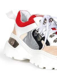 Baldinini - BALDININI - Sneakersy na platformie z łączonych materiałów. Zapięcie: sznurówki. Kolor: biały. Materiał: materiał. Obcas: na platformie #2